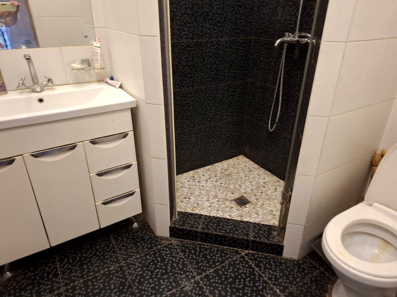 1870158780340361