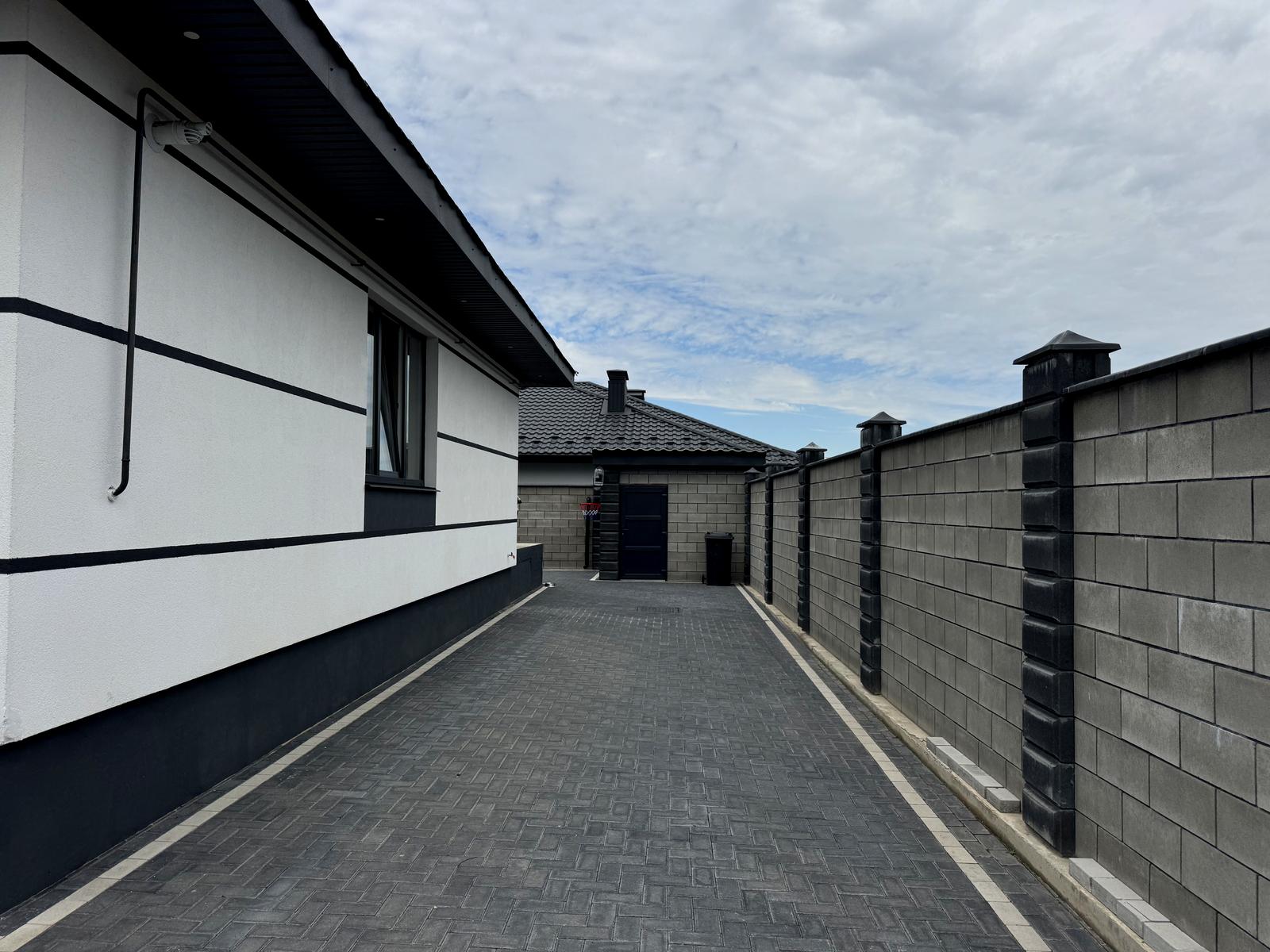 1870170452025964