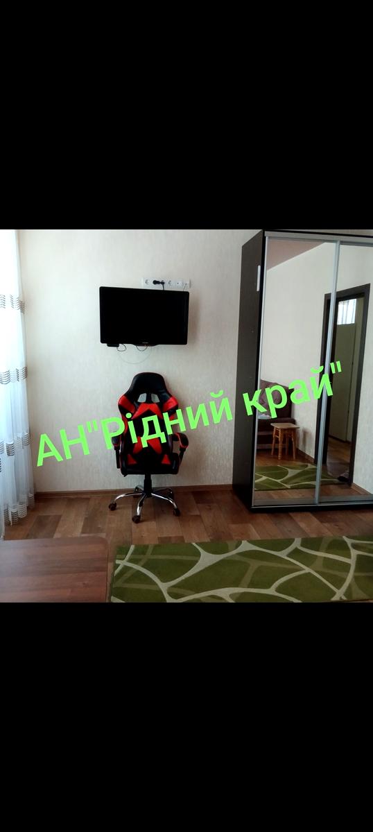 1870207295718511