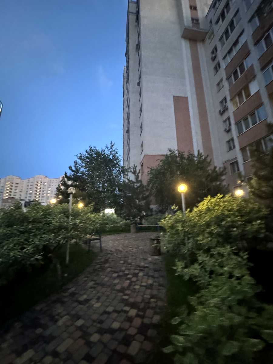 1870217226643694