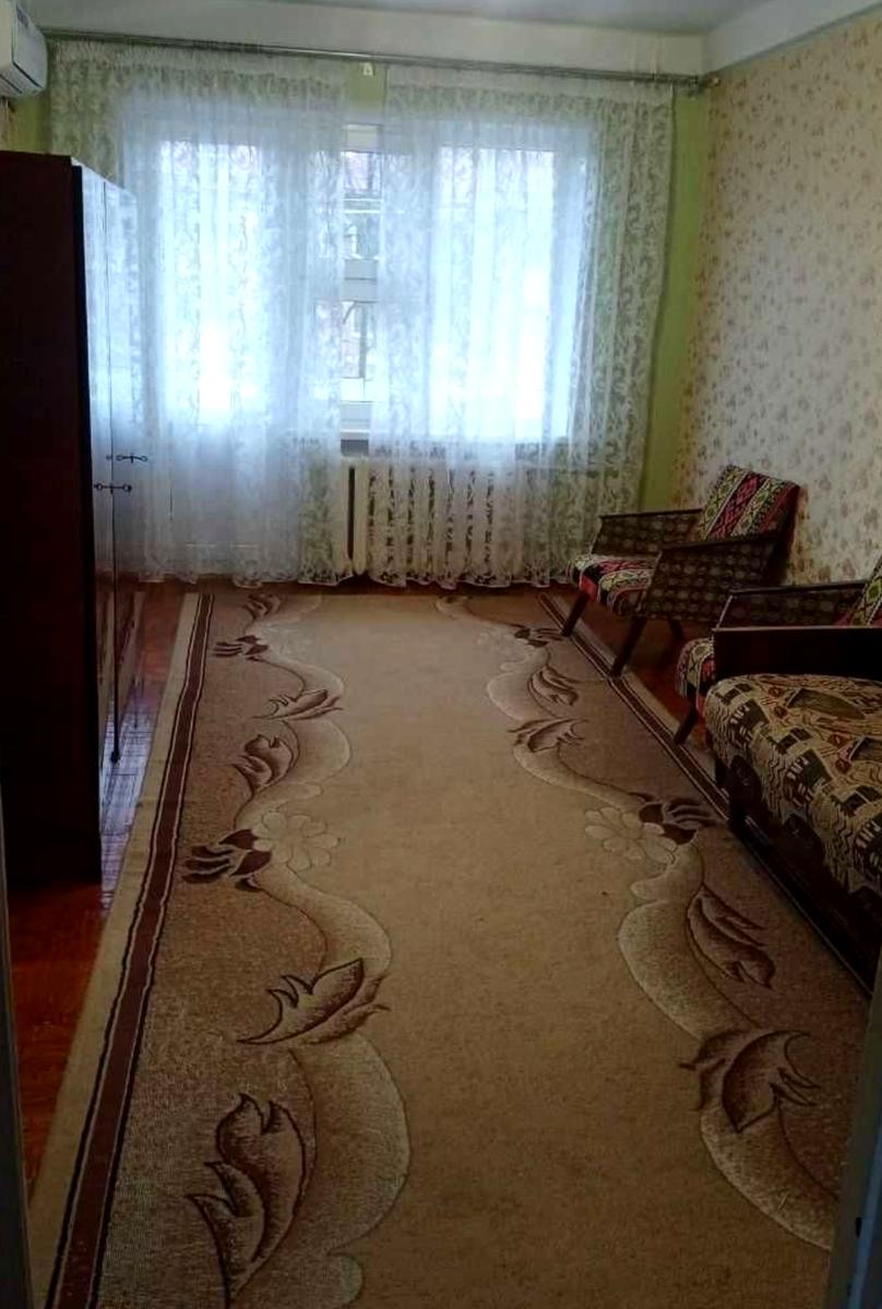 1870223746936820
