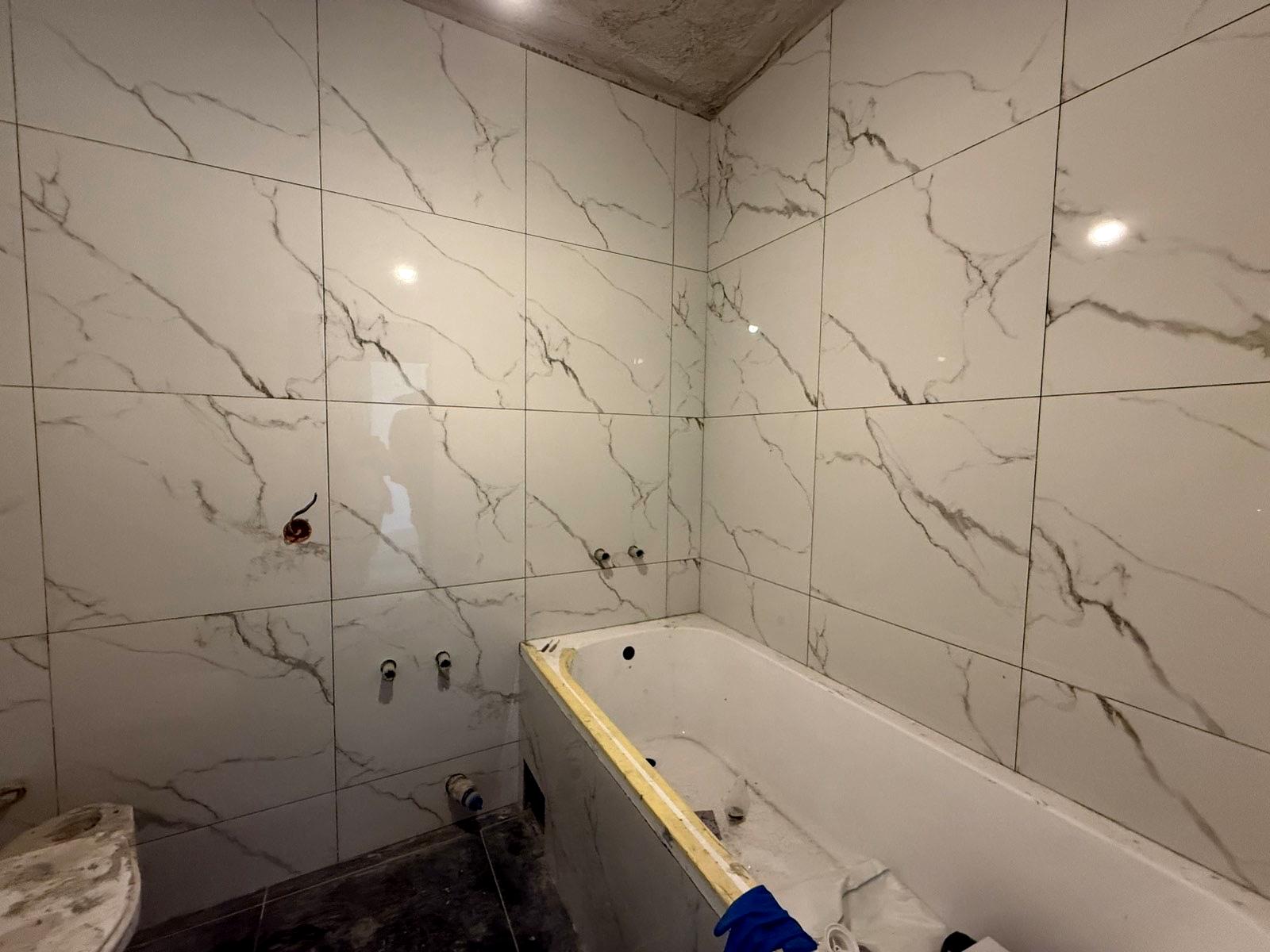 1870230468519526