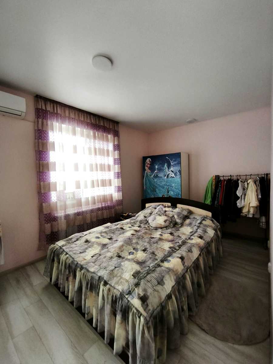 1870236003561999