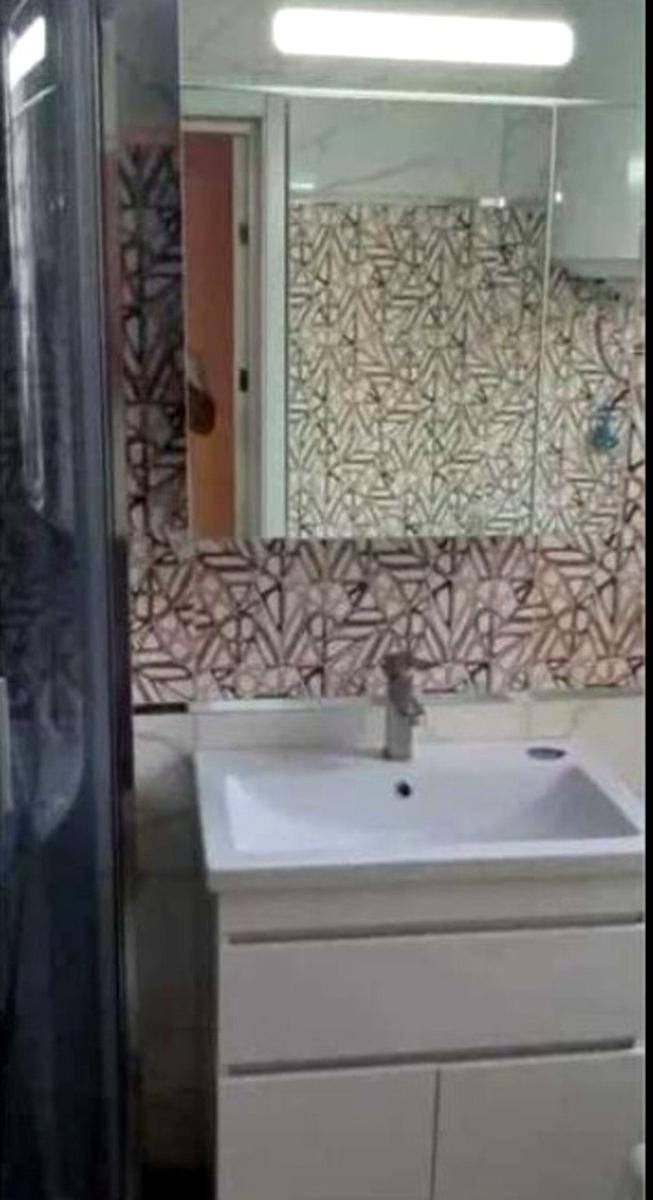 1870236092894660