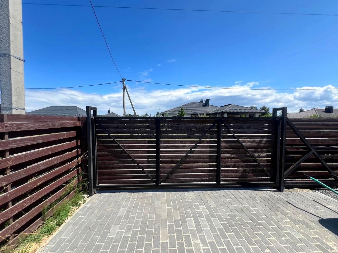 1870237091804595
