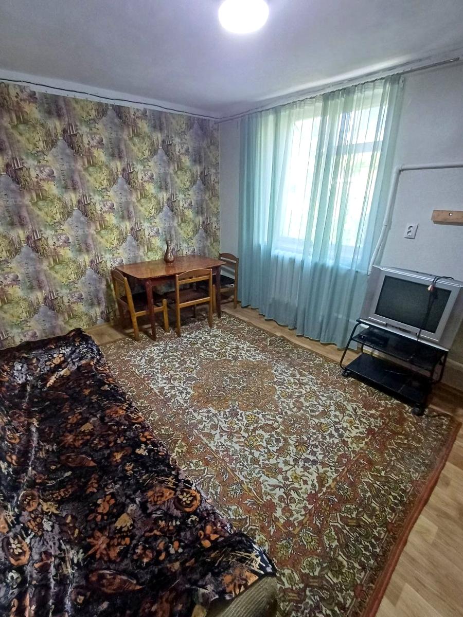 1870237867513757