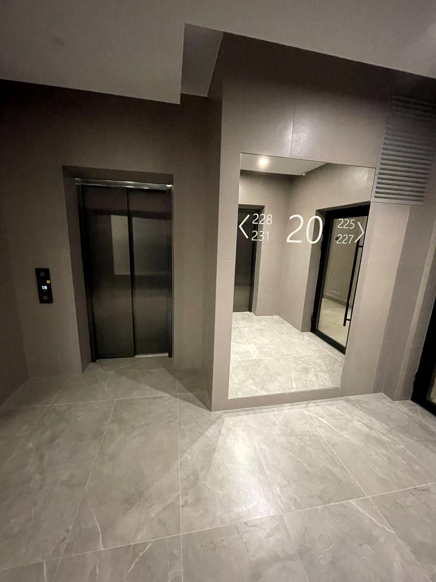 1870240465087497