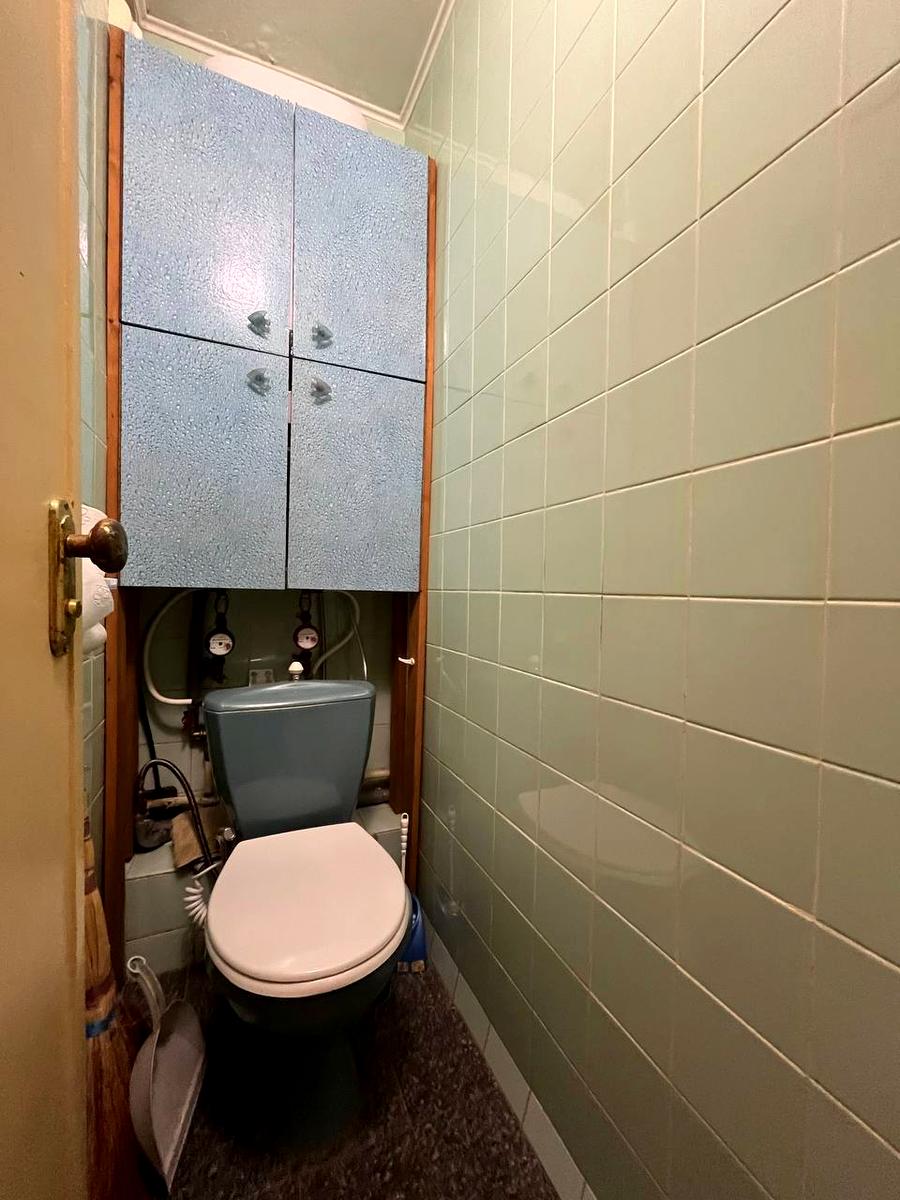 1870242794441934