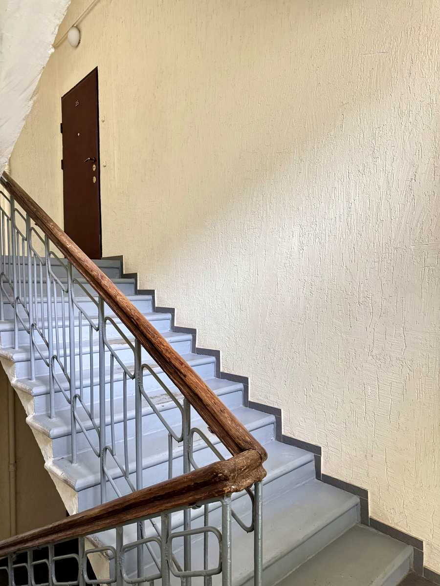 1870244429042870
