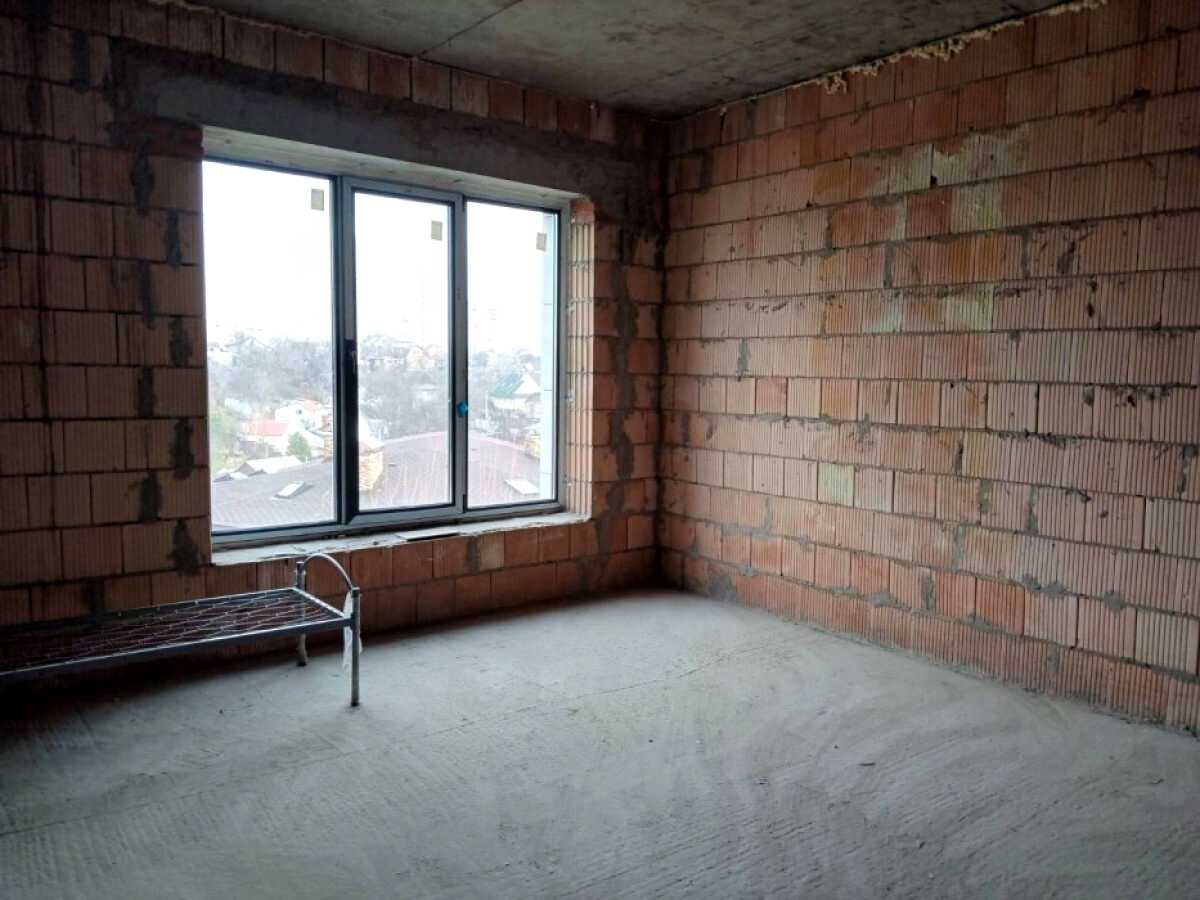 1870244438115612