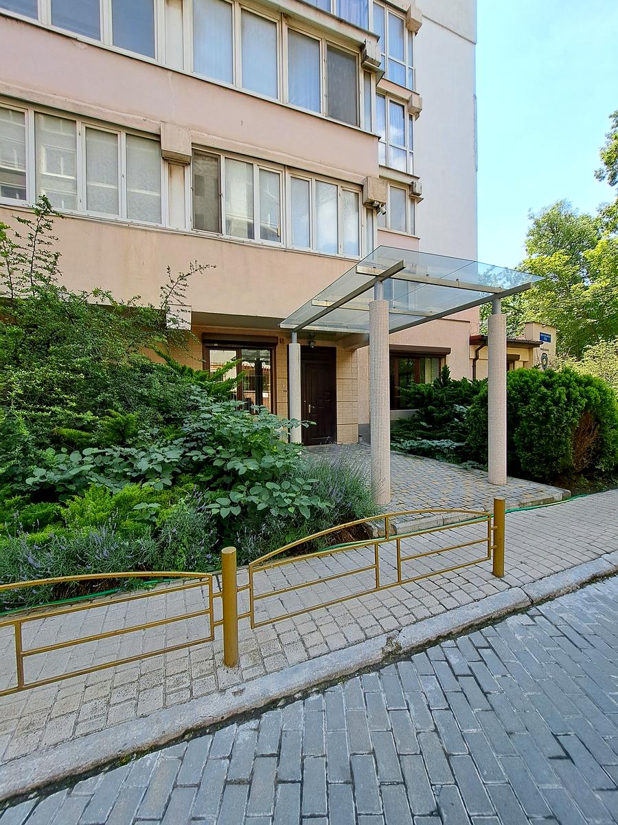 Коммерческая недвижимость по адресу (площадь 162 м²) - imageAlt 2 Коммерческая недвижимость по адресу (площадь 162 м²) - Atlanta.ua - imageAlt 2
