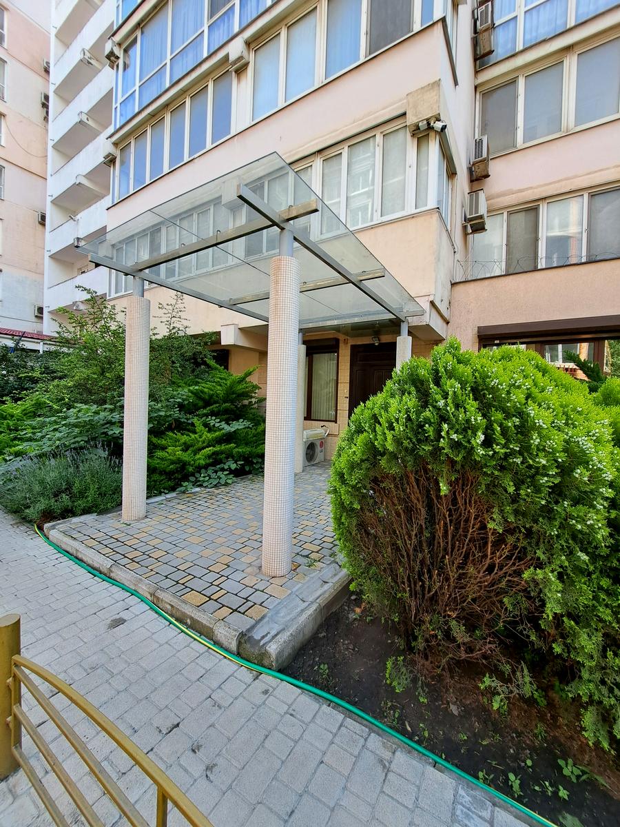 Коммерческая недвижимость по адресу (площадь 162 м²) Коммерческая недвижимость по адресу (площадь 162 м²) - Atlanta.ua
