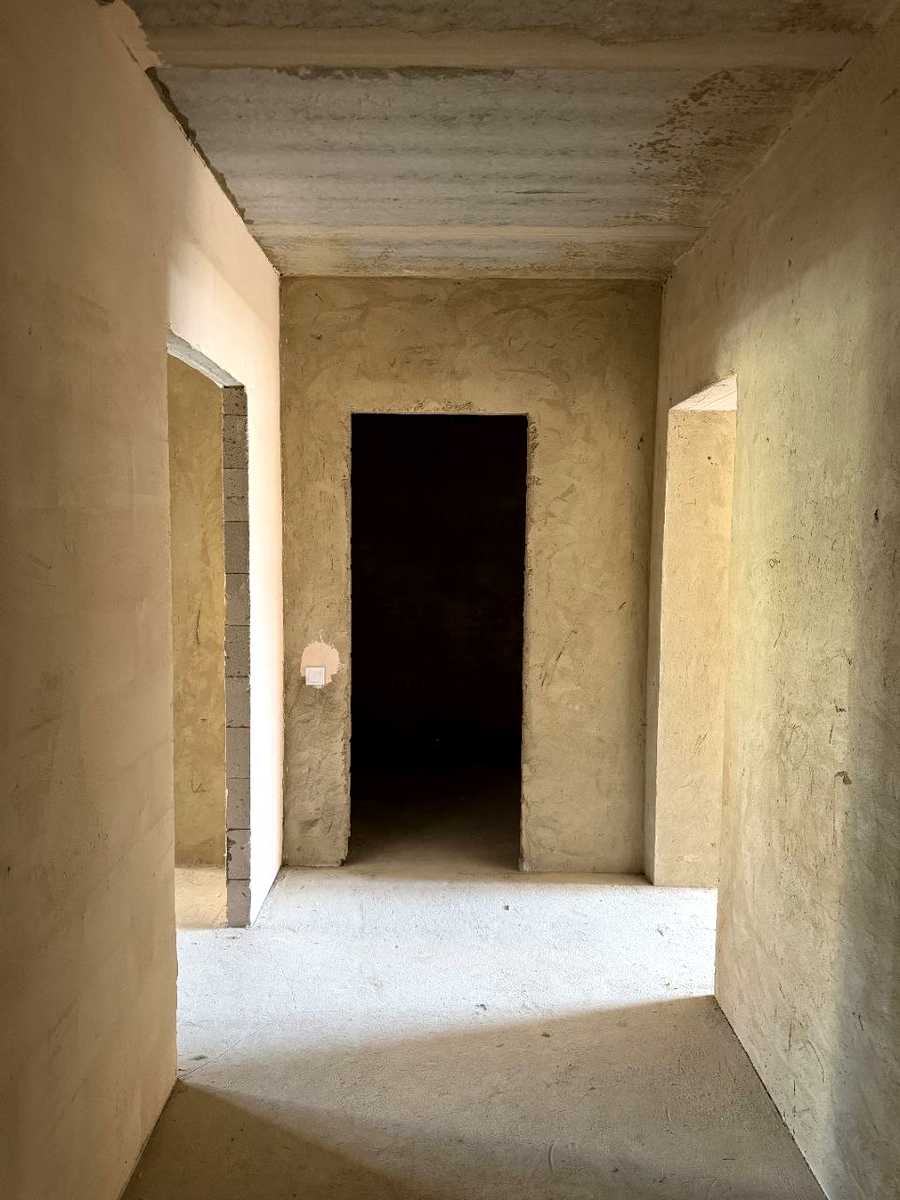 1870249306186077