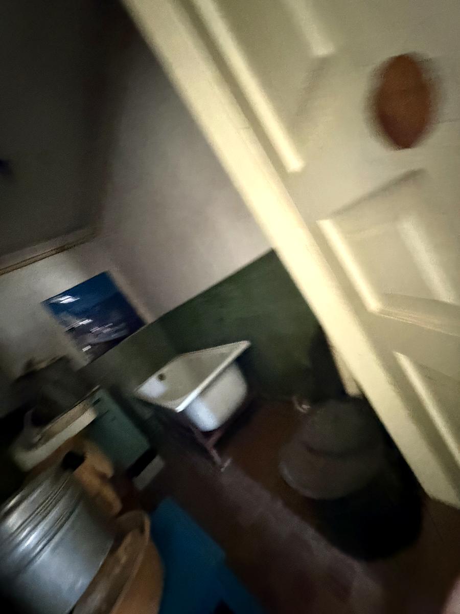 1870251042566344