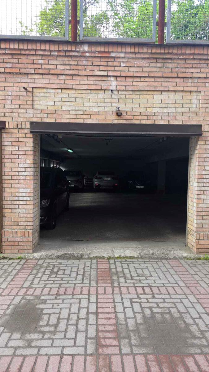 1870308783179081