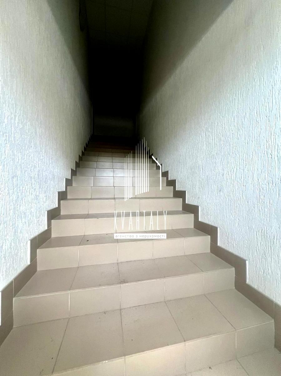 1870323442728392
