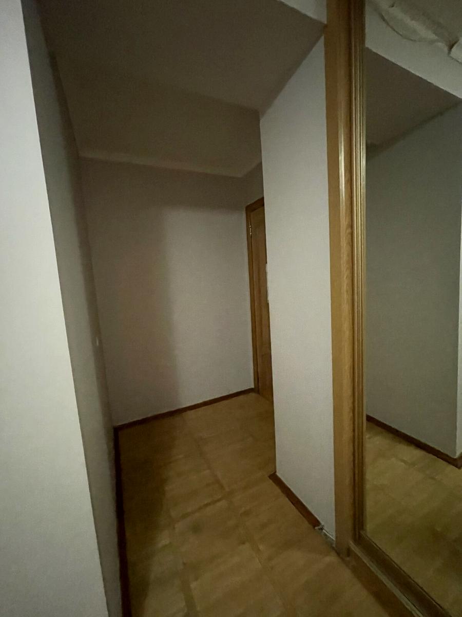 1870323978410878
