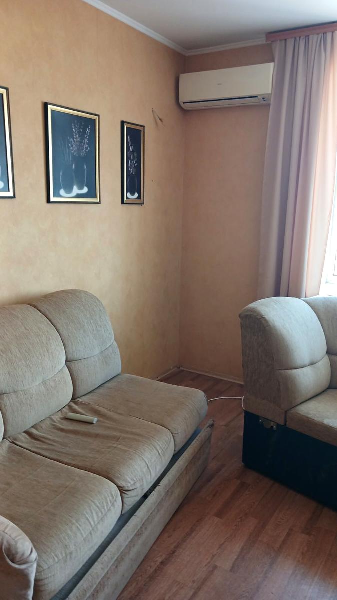1870327097501799