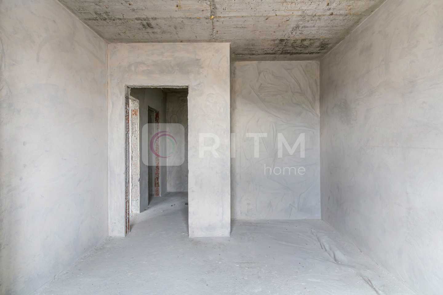 1870327754380417
