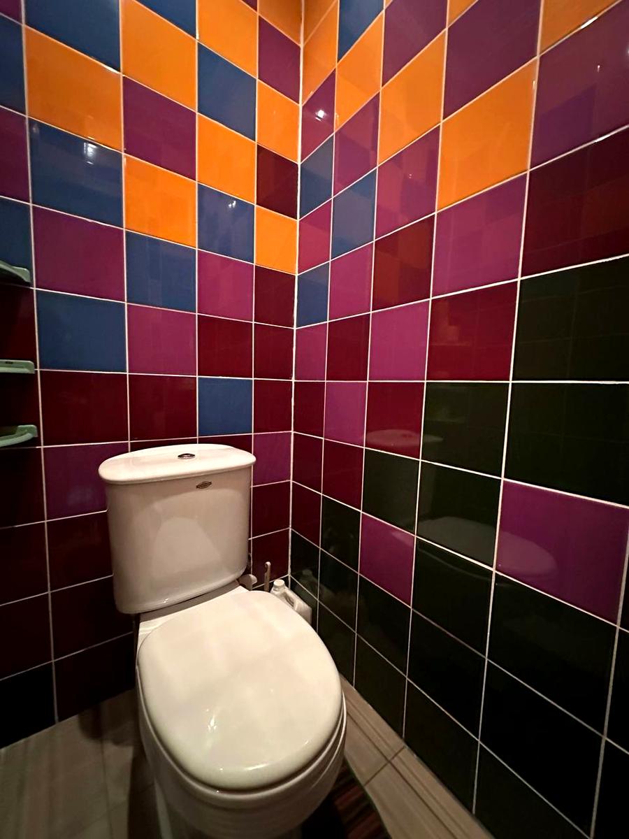 1870328635809031