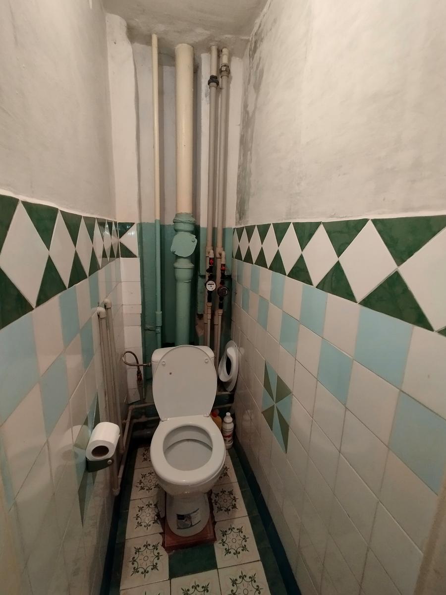 1870333028228850