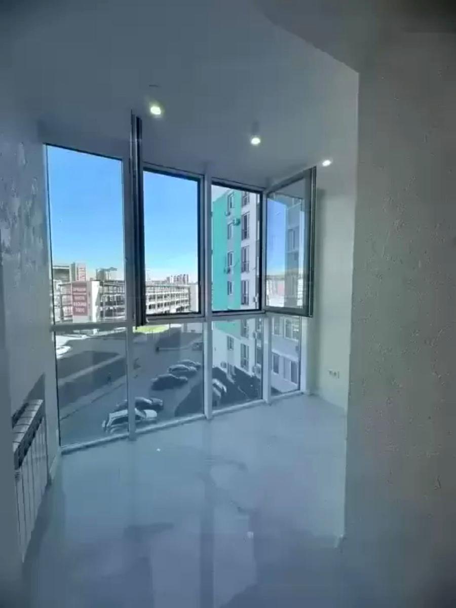 1870335252582396