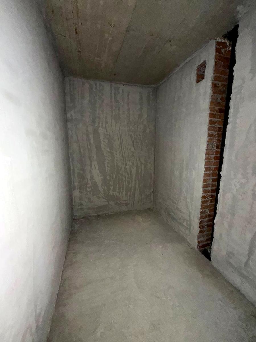 1870336839848644