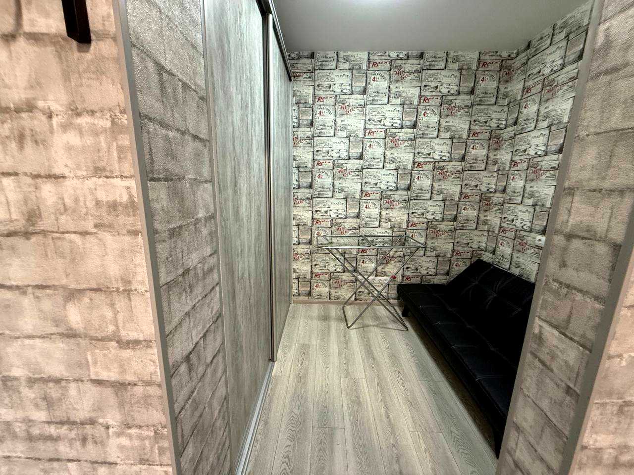 1870338719352727