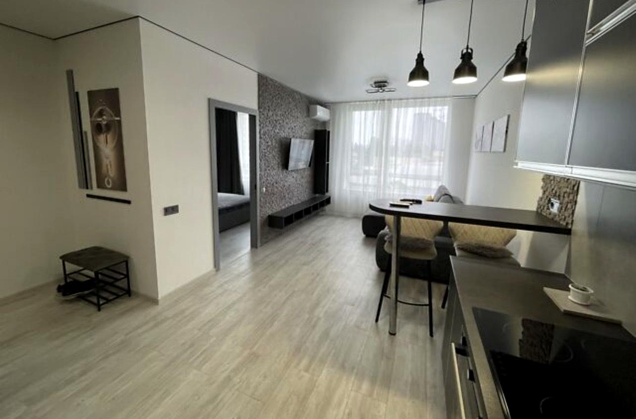 1870340822656648
