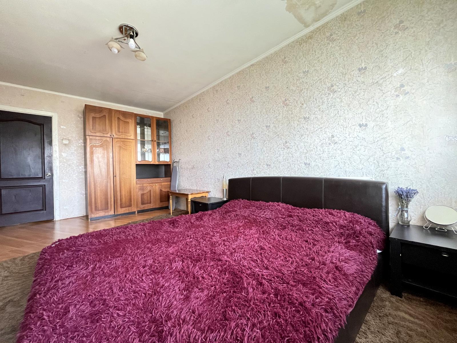 1870461602939105
