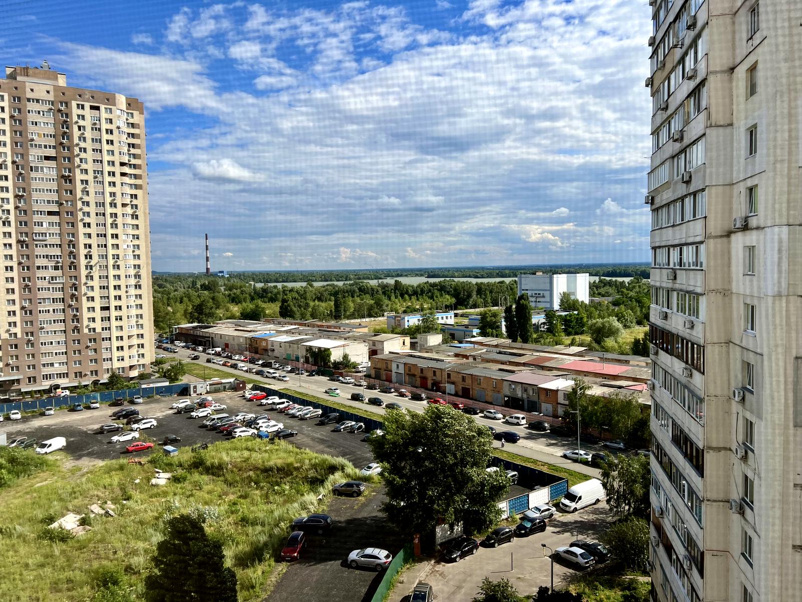 1870497371504725