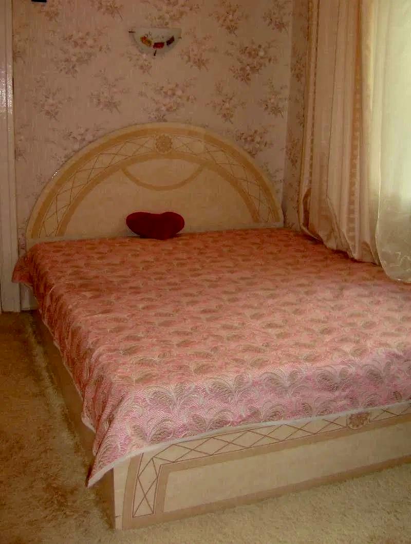 1870504184005436