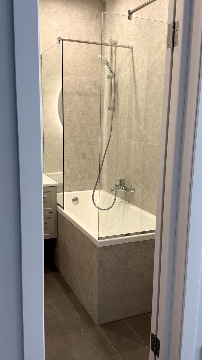1870506324753024