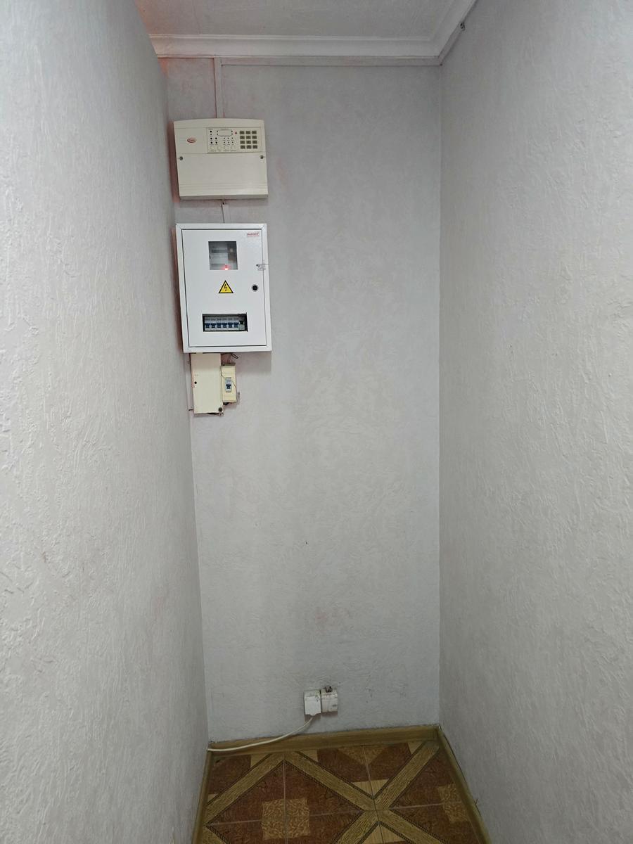 1870516273027603