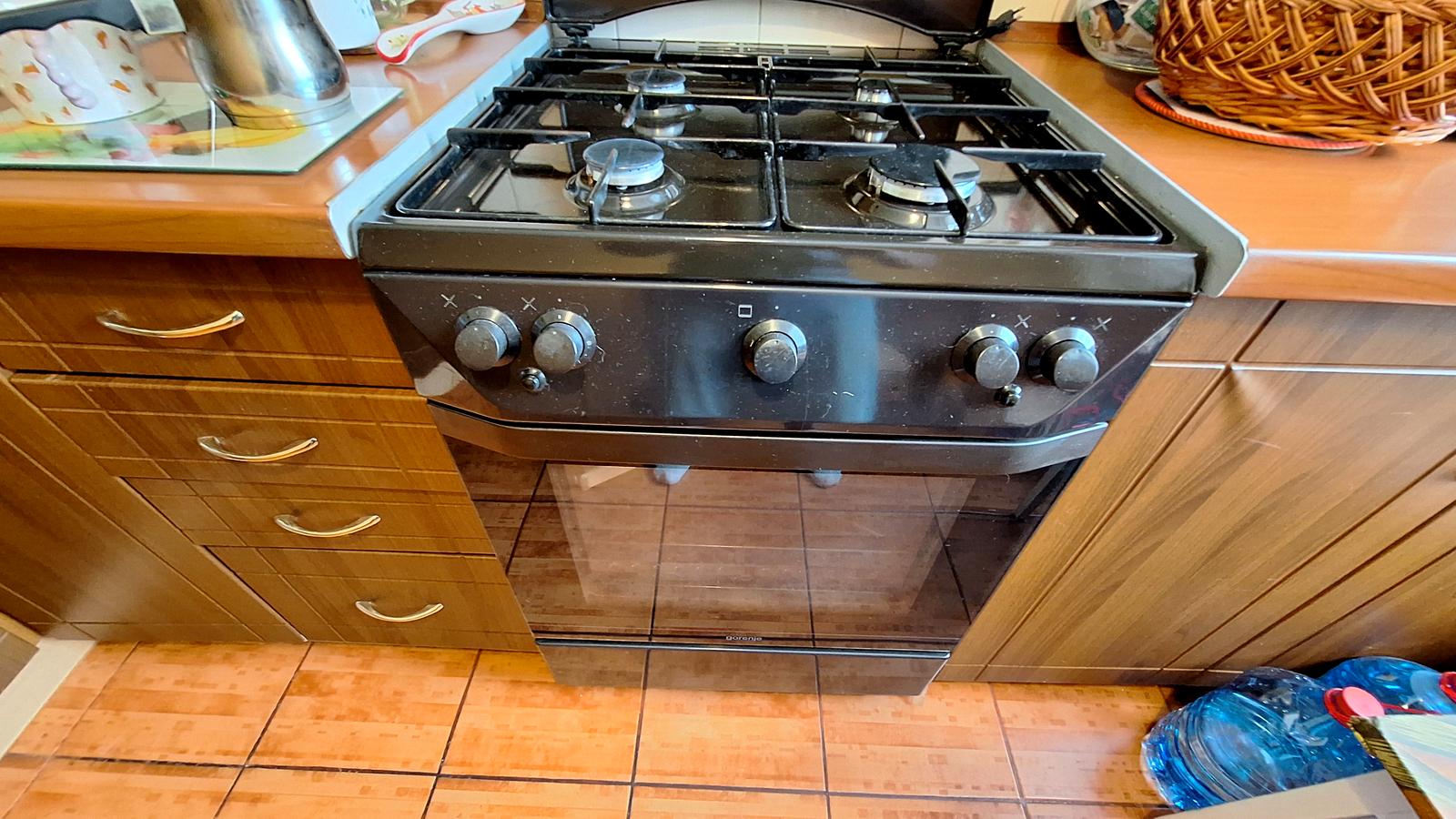 1870527022684963
