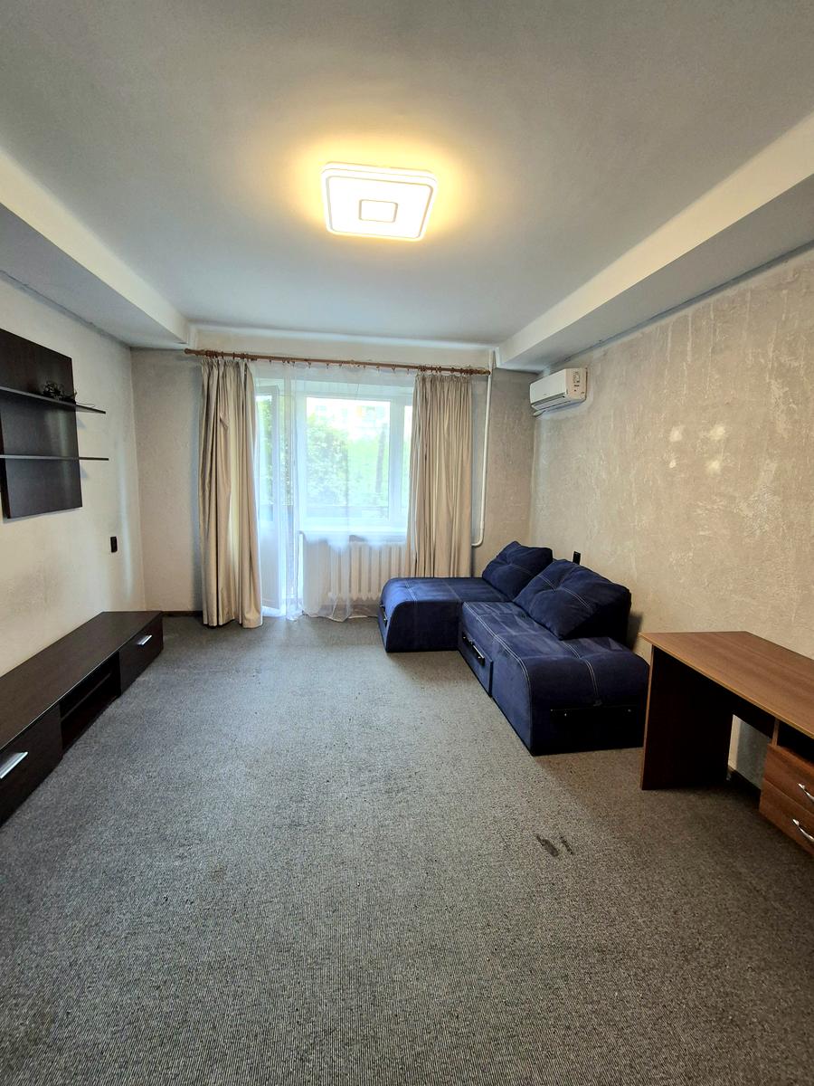 1870582270576348