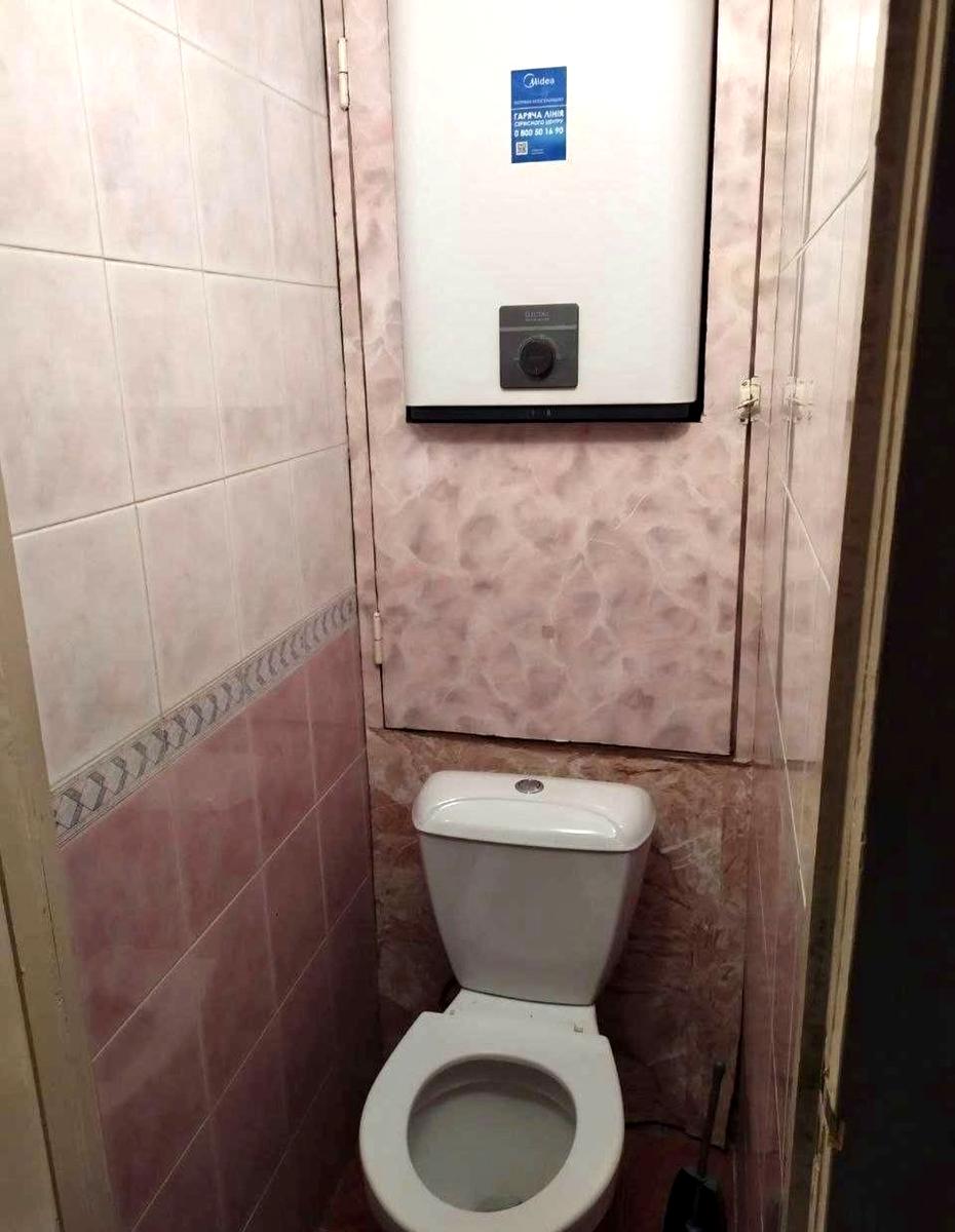 1870583864049871