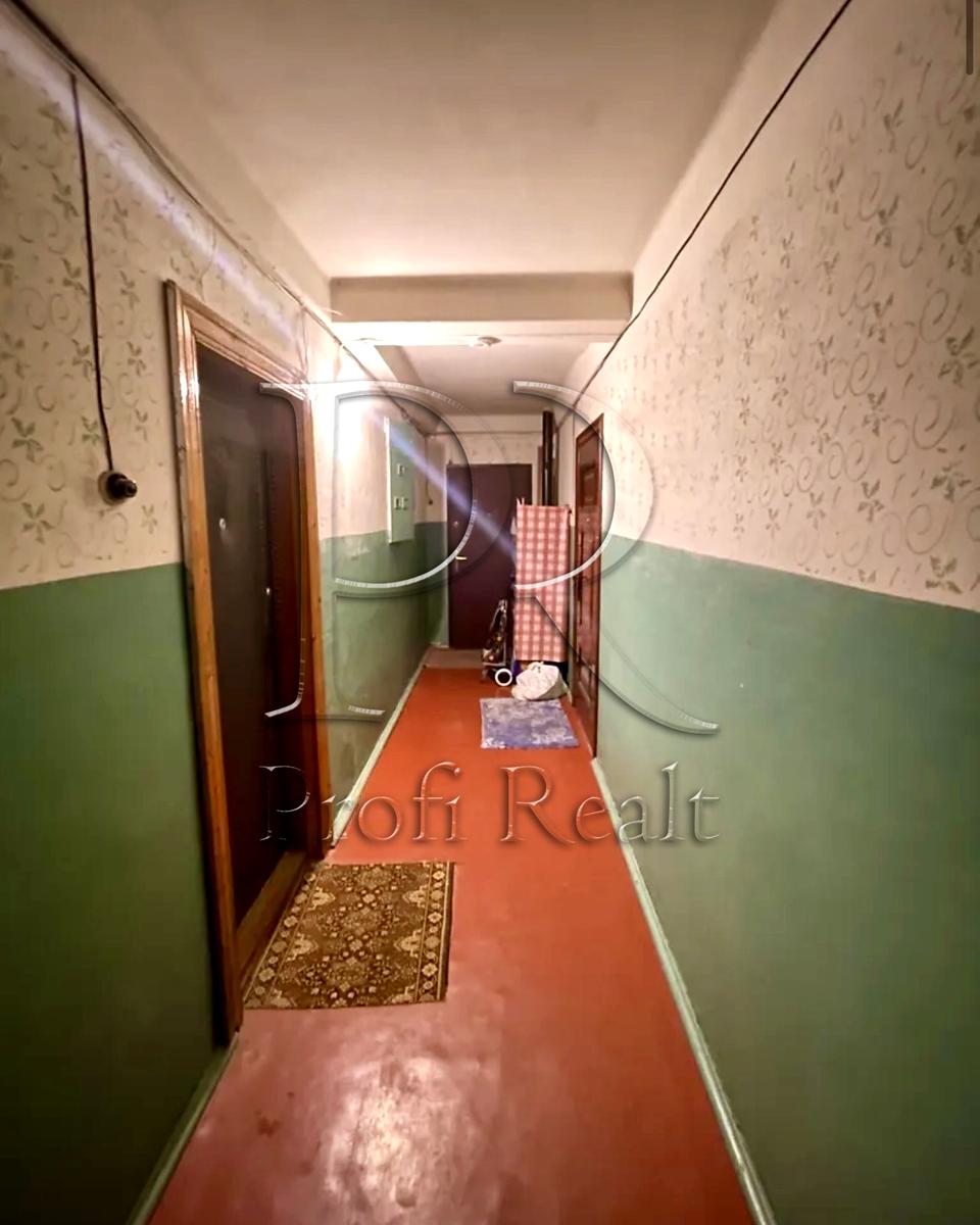 1870585488475497