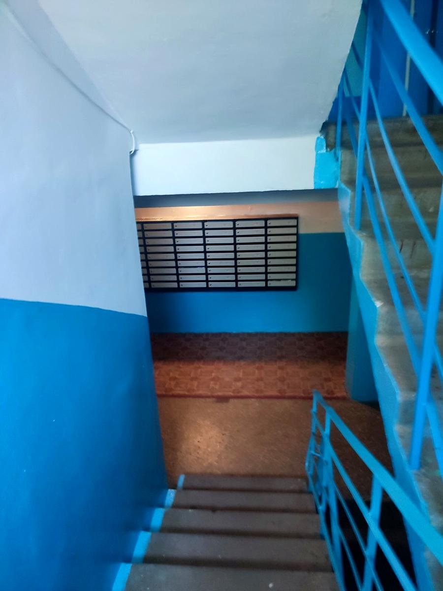 1870585651829153