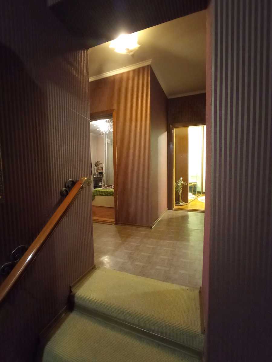 1870587078467616