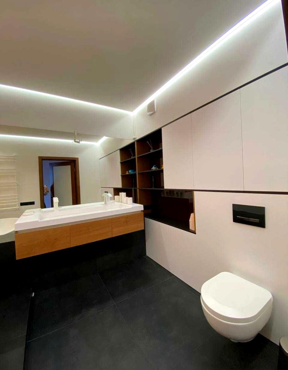1870591775541640