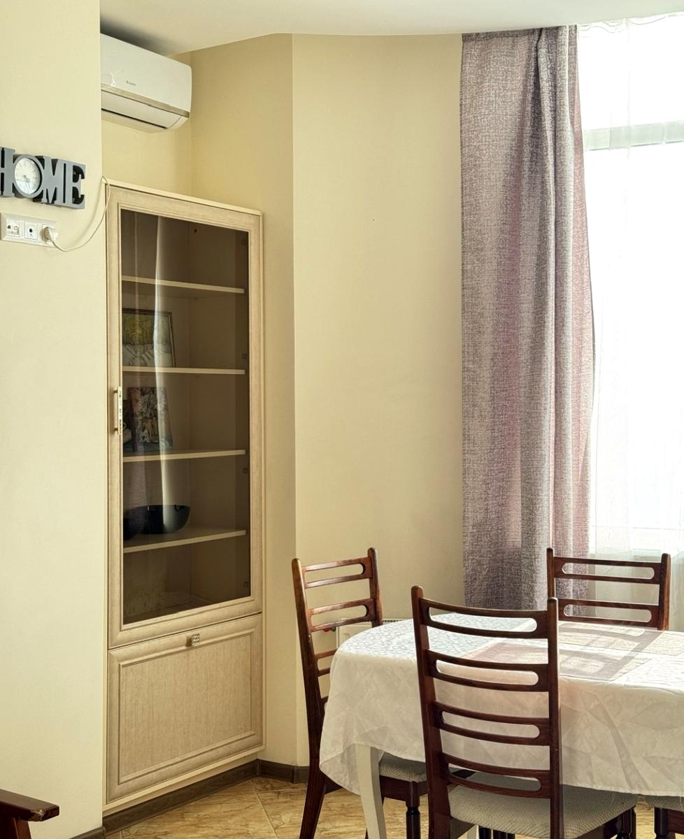 1870597532022753