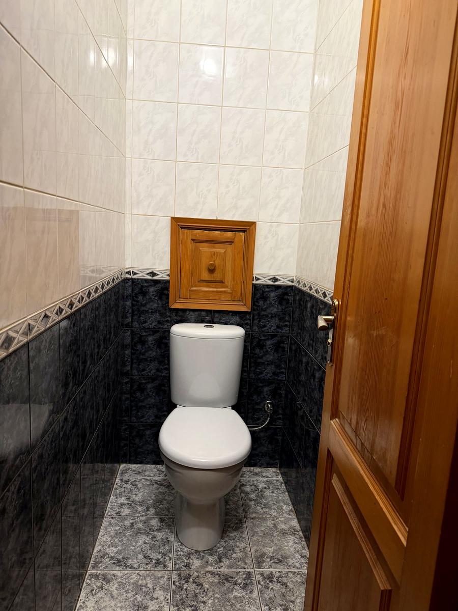 1870597823152440
