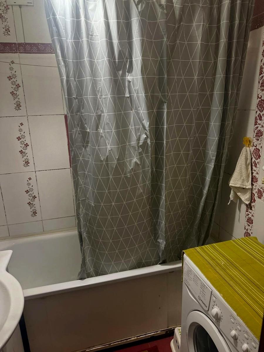 1870599471789563