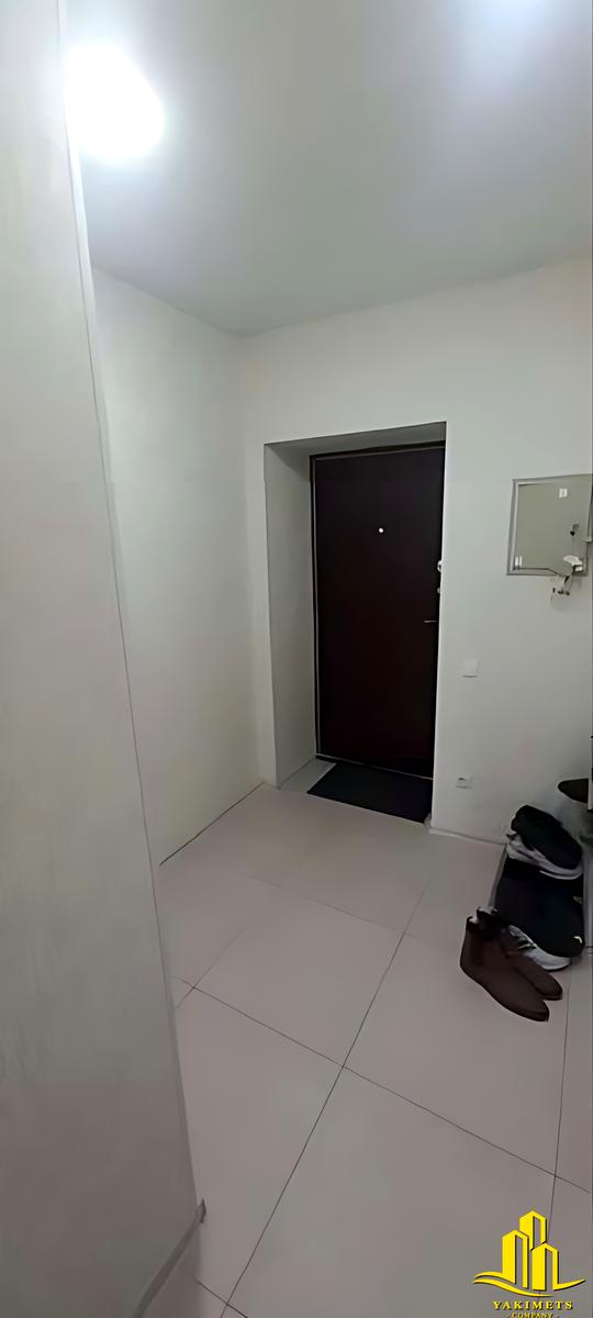 1870602016397105
