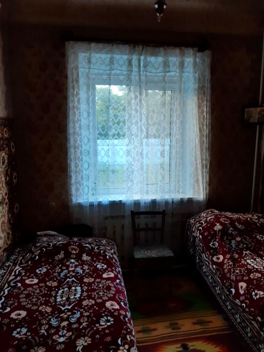 1870604055707137