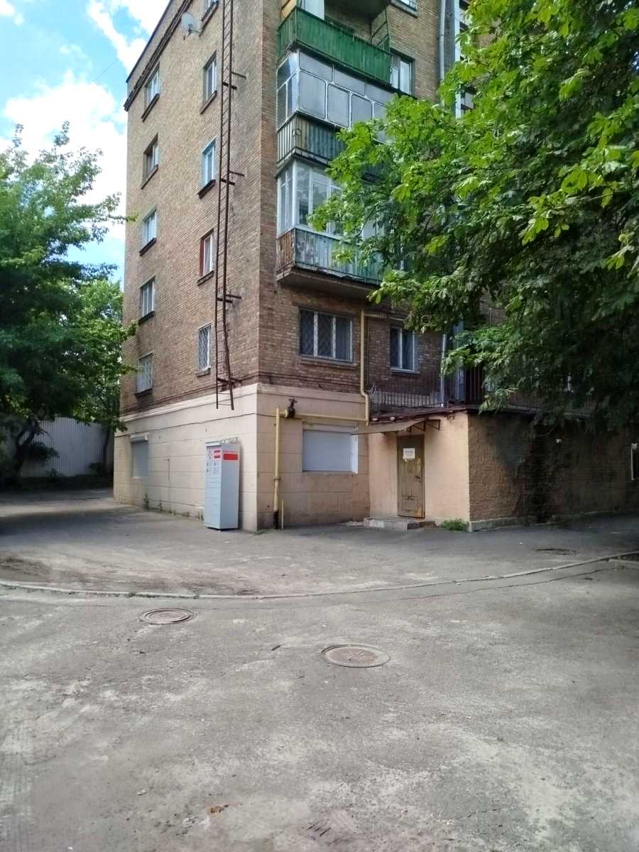 1870604509341326
