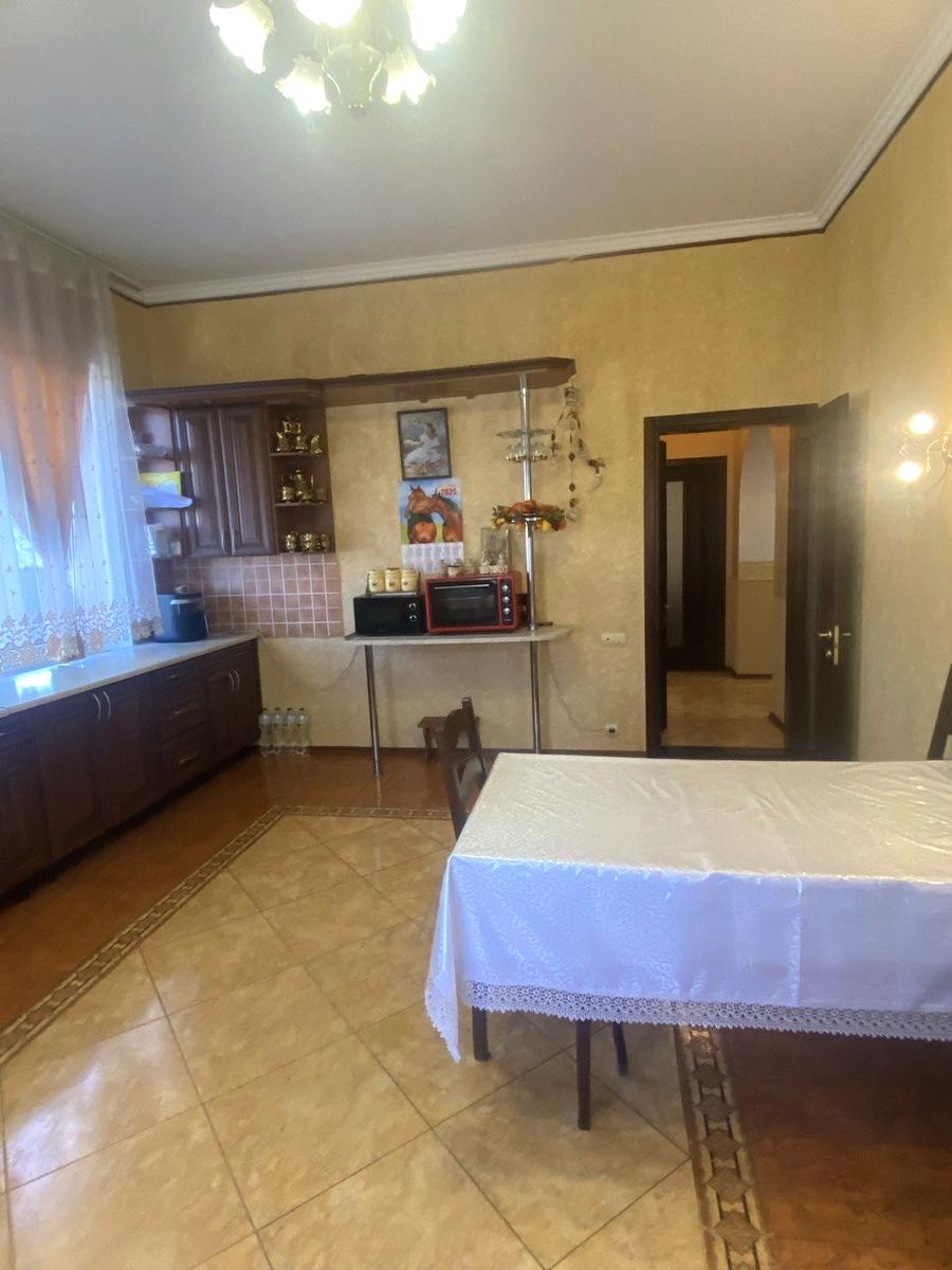 Дом по адресу ул. Вторая (площадь 500 м²) - imageAlt 19 Дом по адресу ул. Вторая (площадь 500 м²) - Atlanta.ua - imageAlt 19