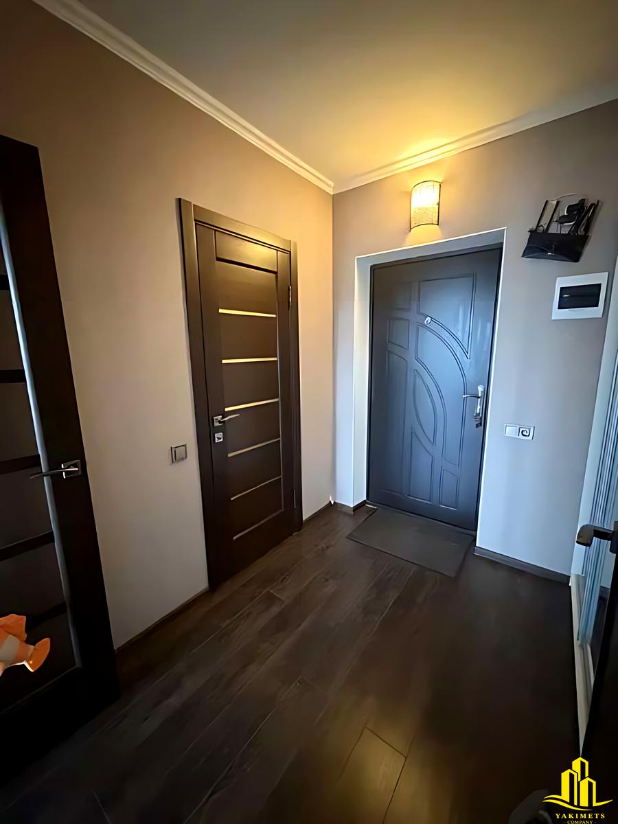 1870605083914580
