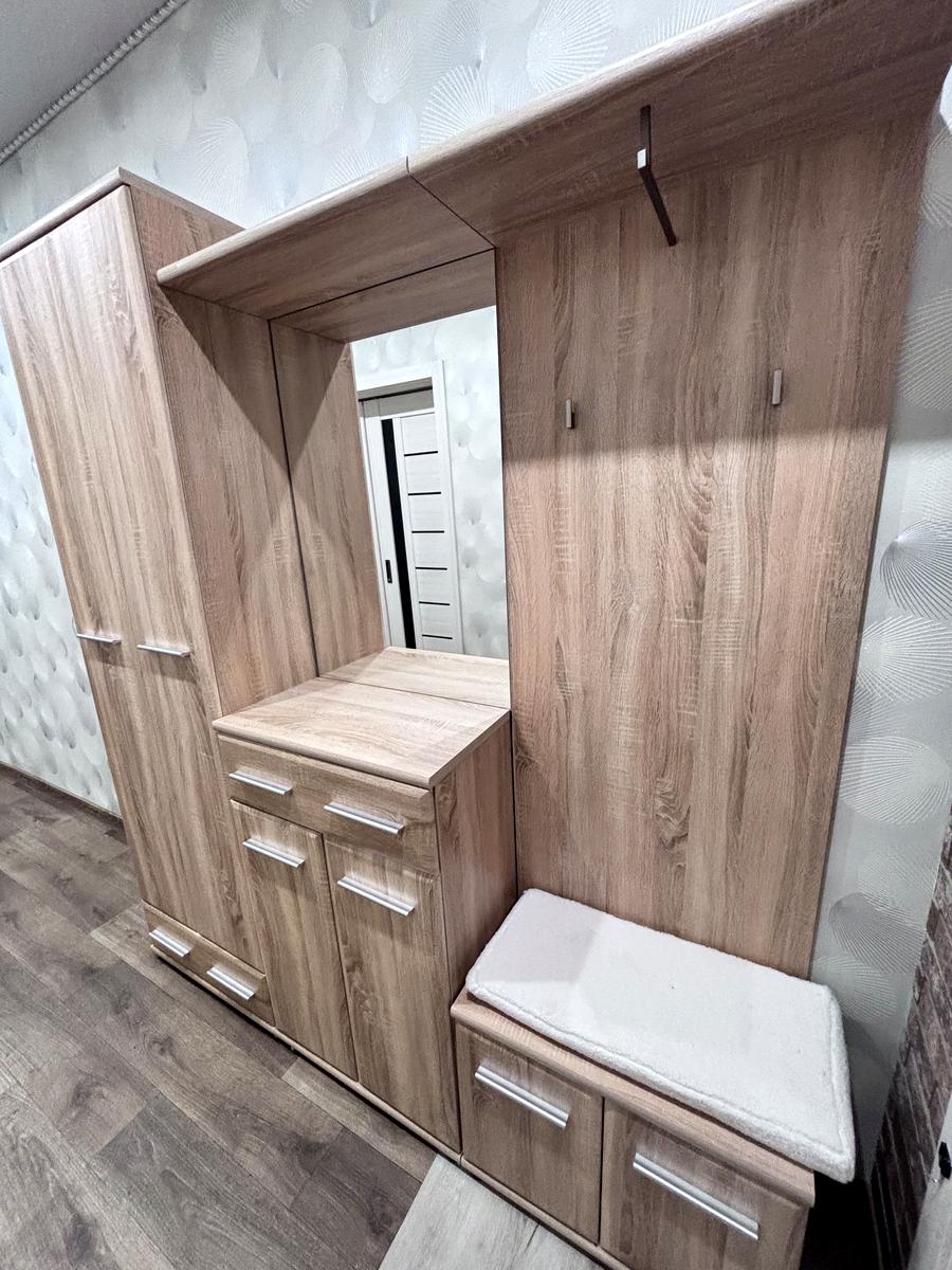 1870607106187943